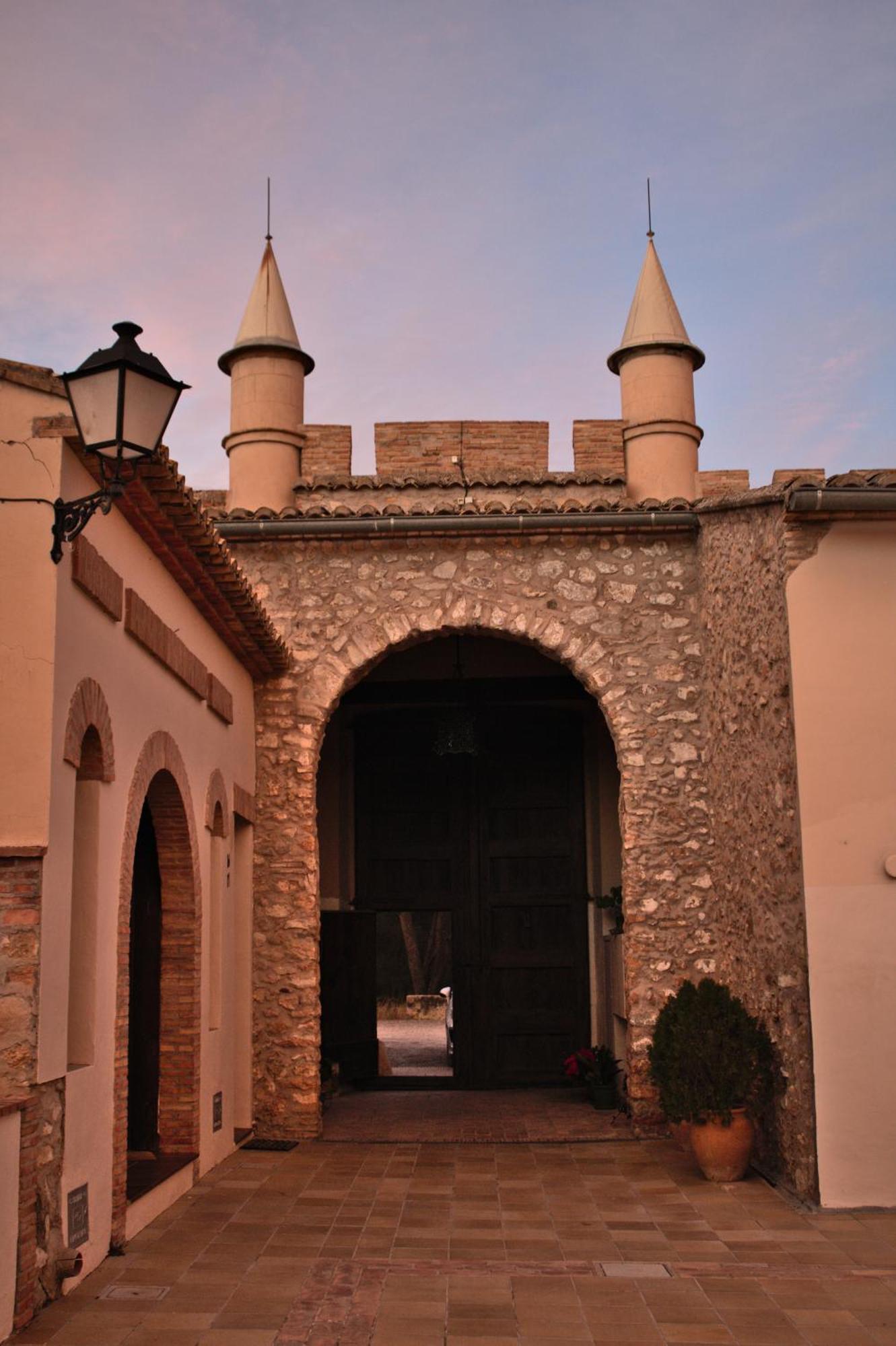 Castillo Con Piscina En Plena Sierra Calderona Segorbe Eksteriør billede