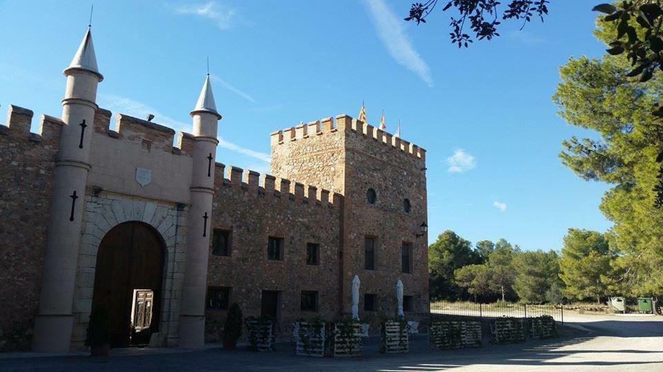 Castillo Con Piscina En Plena Sierra Calderona Segorbe Eksteriør billede