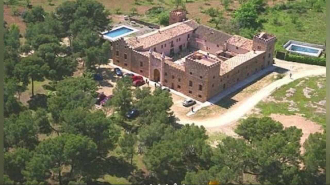 Castillo Con Piscina En Plena Sierra Calderona Segorbe Eksteriør billede